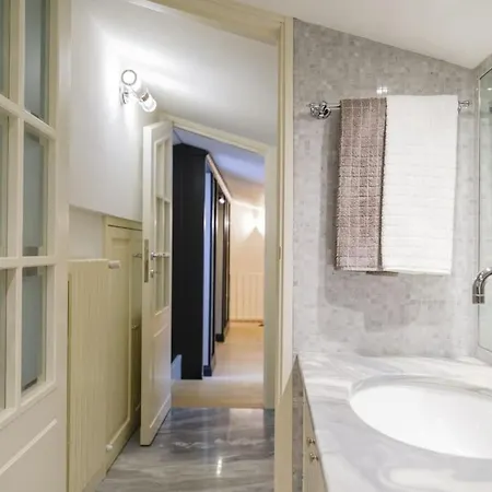 Luxury Window On *