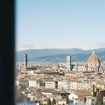 Apartment Luxury Window On Florence