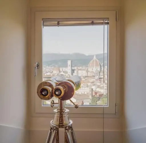 Luxury Window On Appartement