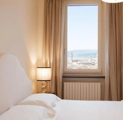 Luxury Window On Appartement Florence