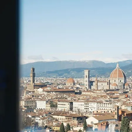 Apartment Luxury Window On Florence